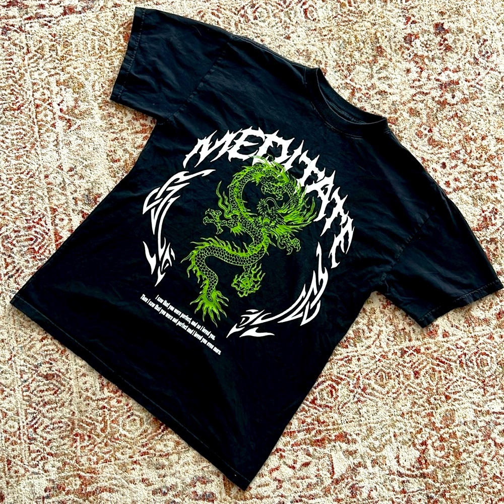 Men’s Oversized Graphic Tee - Medium
